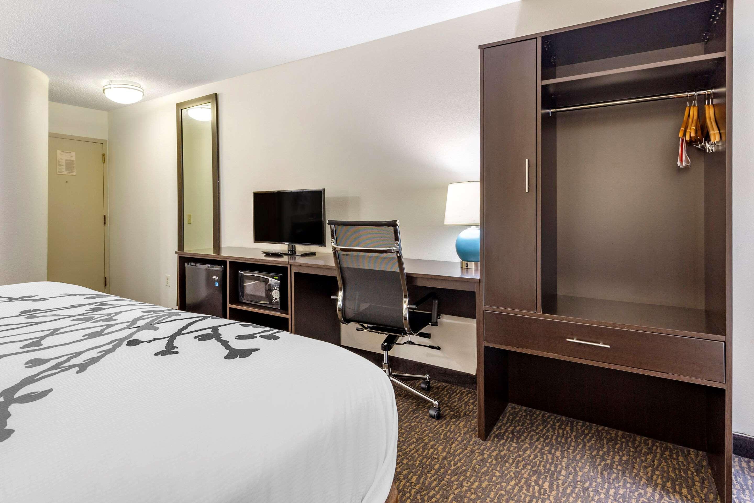 Sleep Inn Henderson I-85 Bagian luar foto